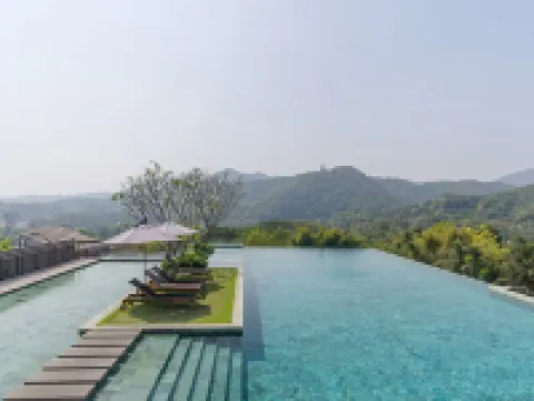 Veranda Chiang Mai Suite Hotels near Hmong Doi Pui Village