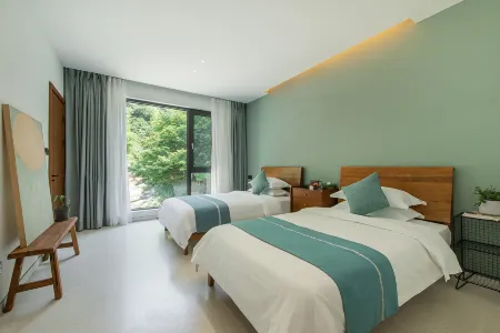 Anji Qingwei Wild Luxury Land Famliy Parent-child Holiday Homestay Отели рядом с достопримечательностью «Donglingcun»