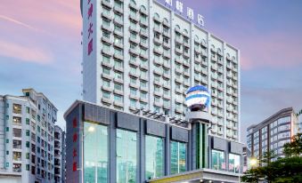 Ms parker hotel(Shenzhen North Railway Station Minji Store)
