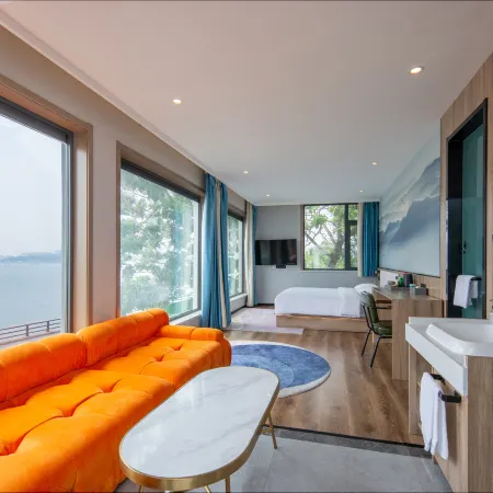 Floral Hotel·Qingdao Dream Ship Scenic Hotel
