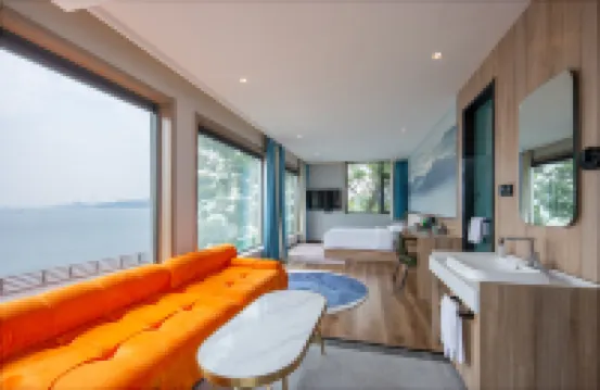 花築·青島夢之船海景酒店