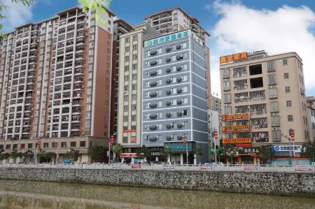 City Comfort Inn (Heyuanzijinbaochengshangyeguangchangdian)