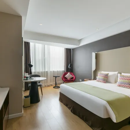 Campanile Hotel Xining Railway Station