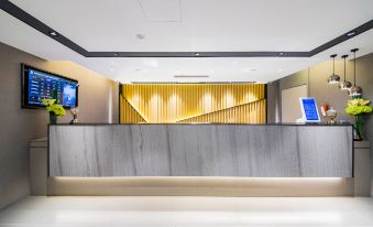 Homeinn Selected Hotel (Changsha Wu Yi Square IFS)