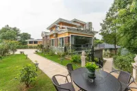 Wuhan Mengjian Garden Vacation Apartment Hotel in zona Mulan Lake Tourist Resort