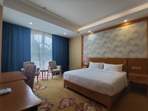 Pingxiang Qifa Li Hotel
