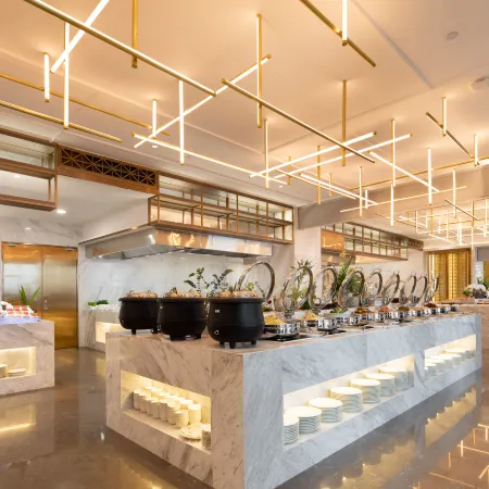 Pinghu Overseas Chinese Hotel