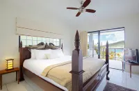 at Waterfront Whitsunday Retreat - Adults Only Hotels in Airlie Beach