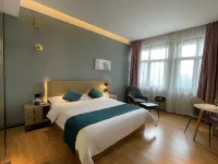 Baroque Hotel(Lanmei store) Hotels in Lankao