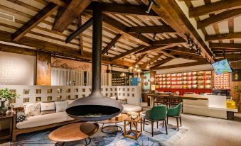 Floral Hotel·Simabieyuan Hotel(LiuYe Lake Shop)