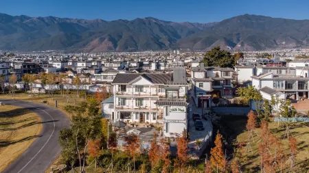 IMeet · Dali Weide Manor Scenic Hotel Отели рядом с достопримечательностью «Daoyibang Fishing Village»