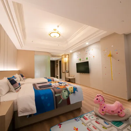 Golden Splendid Hotel · Gynn (Zhanjiang Dingsheng Plaza)
