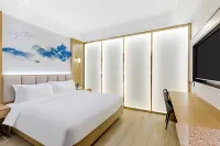 Qingmu Platinum Hotel (Ma'anshan East High-speed Railway Station Cihuhe Road) Hotels near Anhui University of Technology East Area