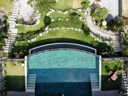 Sesoko Sansui Отели рядом с достопримечательностью «Mt. Yaedake»