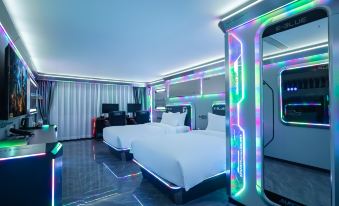 Sanya E-BLUE E-sports Hotel