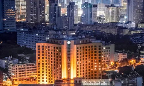 Zhongwei Green Lake Hotel