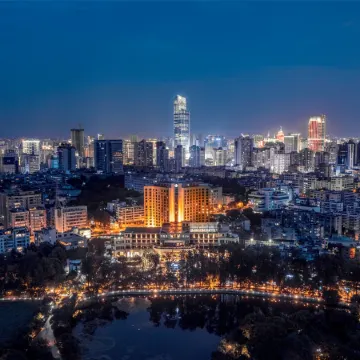 Zhongwei Green Lake Hotel