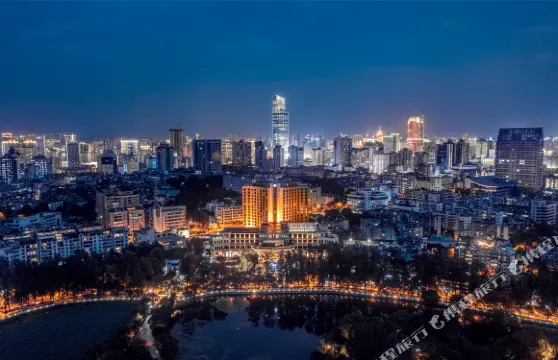 昆明中維翠湖賓館