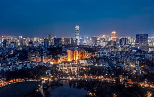 Zhongwei Green Lake Hotel