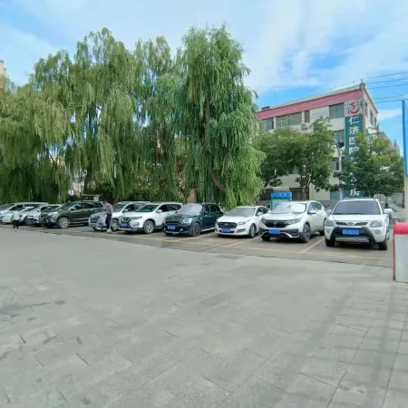 Shuang Long Hotel