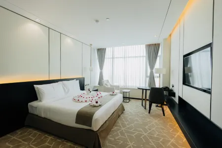 Ease Hotel