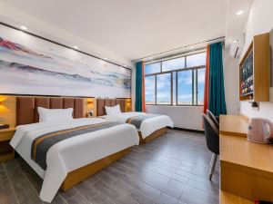 Junfeng Hotel (Foshan Xiqiao Mountain Qianguqing Store)