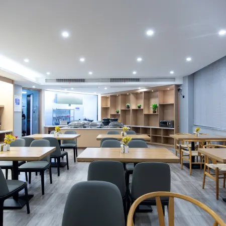 Huahai Hotel (Taizhou Fucheng)
