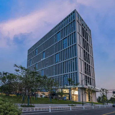 Hangzhou New Attle Hotel（Zhongda Yintai Mall‌） Hotels near Dinghui Temple