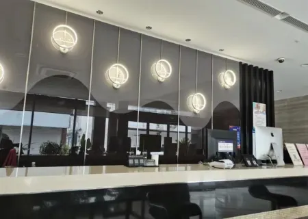 Yibin Business Hotel