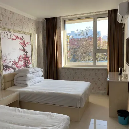 Yunji Hotel
