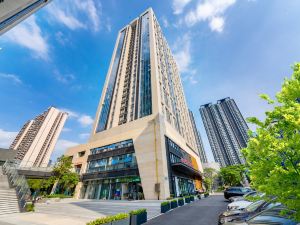 Baili Serviced Apartment (Foshan Poly Zhongyue Plaza)