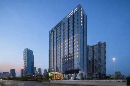 Wanda yue  Hotel Nanchang International Expo City Отели рядом с достопримечательностью «Nanchang International Sports Center - Stadium»