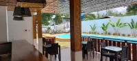 Yellow Mango Resort Bohol - Infinity Pools