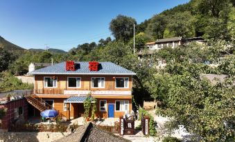 Yuanyuan Yunding Xiaoyuan Homestay