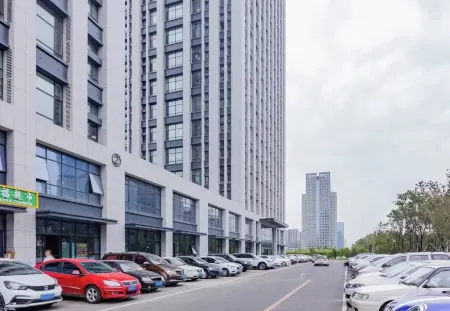 Su·Yijing Light Luxury Apartment (Fufu Road Branch) Отели рядом с достопримечательностью «Software Engineering Simulation Company， College of Humanities & Information， Changchun University of Technology»