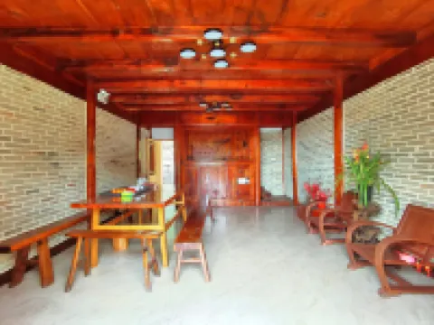 Jianning Heyue Light Luxury Beauty Hotel