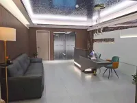 Yiyang V Hotel