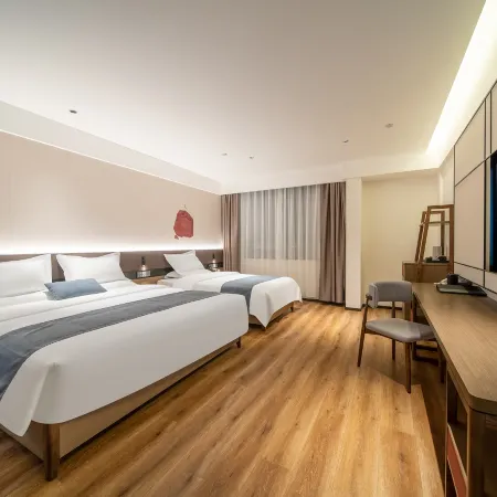 Yati Hotel (Korla Huijia Times Square)
