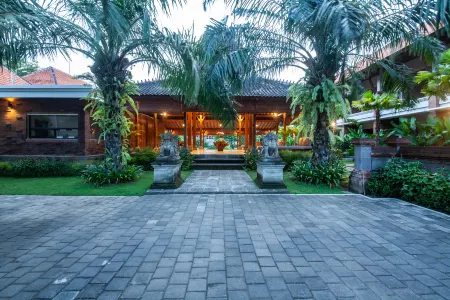 Griya Shanti Suite