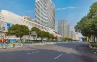 Yungui Hotel (Nanxiang City Plaza Wanda Plaza)