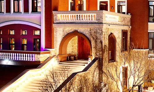 Smelling snow Pavilion