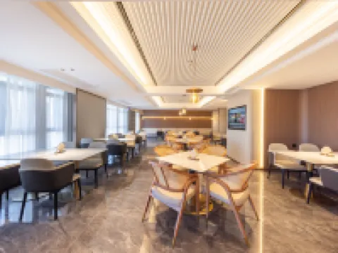 Atour Hotel Xinxiang East Station Pingyuan Road Hoteles en Xinxiang