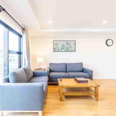 Snow Pine Apartment Rooms