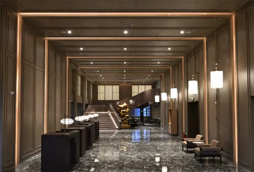 Zhongjie Central Hotel (Shenyang Zhongjie & Forbidden City Joy City Location)