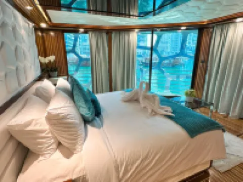 Overnight Super Yacht - Orchid Hotels in Abu Dhabi