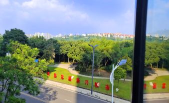Minjiang Lakeside Hotel