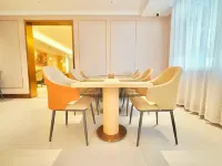 Vienna Hotel - Frühstück