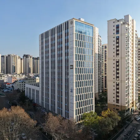 Ease Hotel (Yuxi Wanda Plaza)