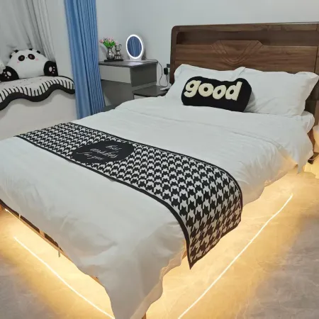 Meet Apartment (Jiuhua Square Branch)