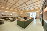 Orange Hotel (Shanghai Fudan University Songfa Road Subway Station Branch)